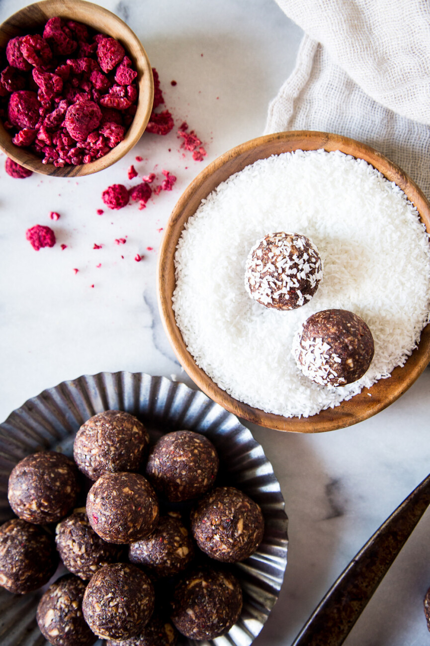 No bake raspberry cocoa energy bites.