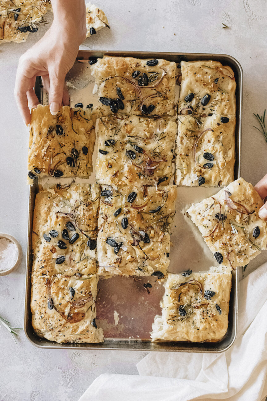 Olive Oil & Rosemary Focaccia