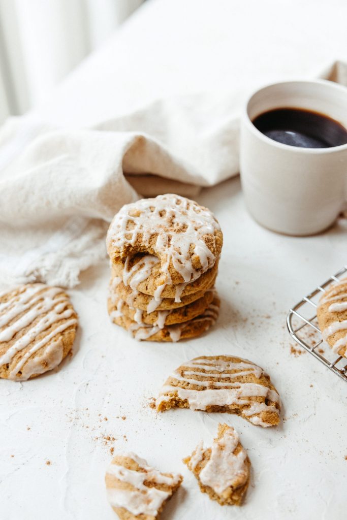 Chewy Pumpkin Spice Cookies with Cinnamon Glaze