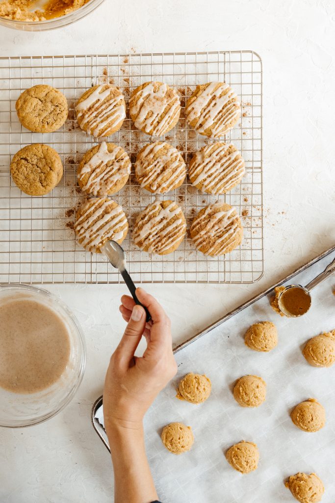 chewy pumpkin spice cookies_fun things to bake