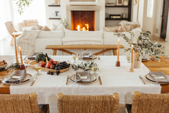 thanksgiving table 2023, warm and natural harvest inspiration