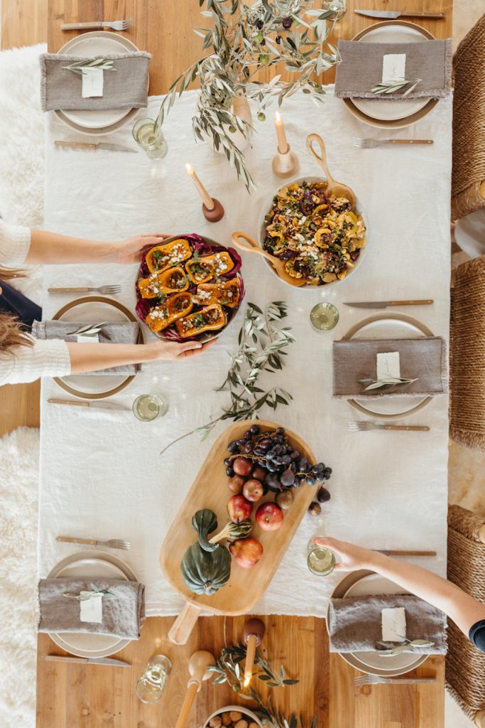 Thanksgiving table design.