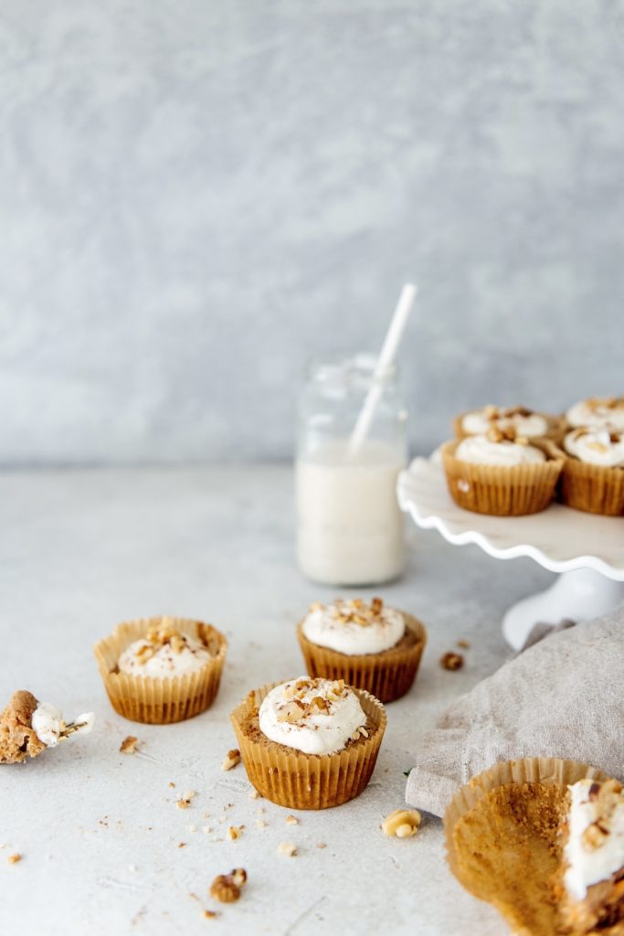 carrot cake cupcakes