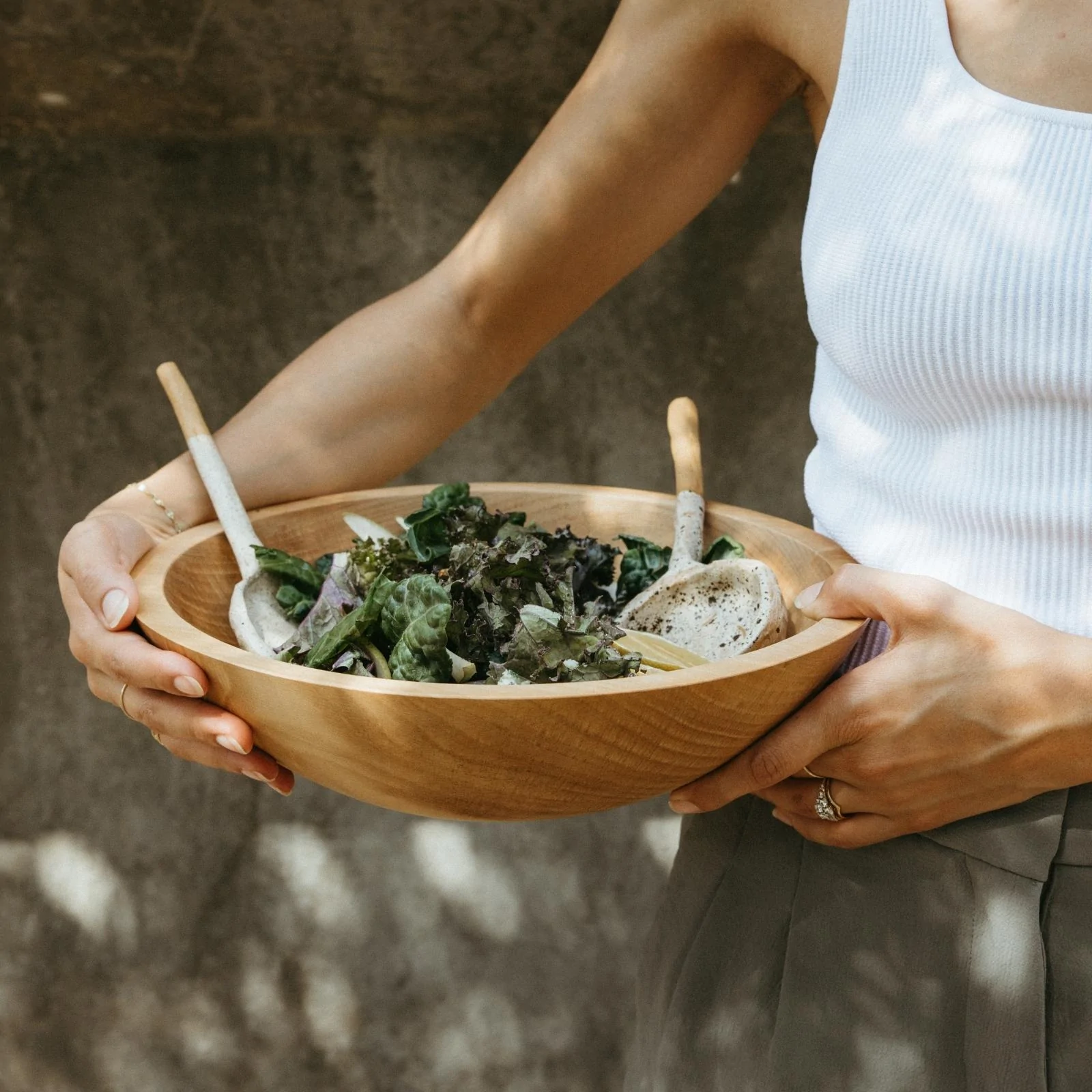 casa zuma 12-inch best wood salad bowl